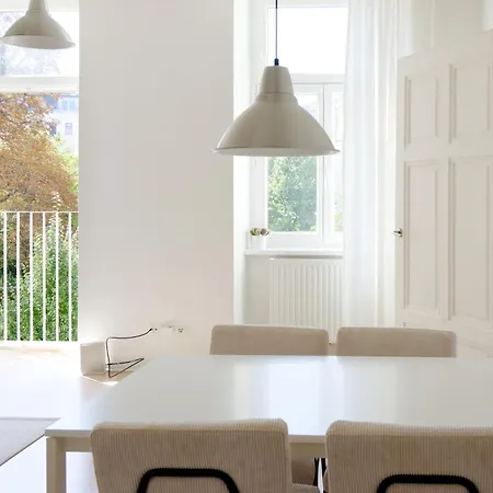 Minimalistic Studio Near Naschmarkt Vienna Exterior photo