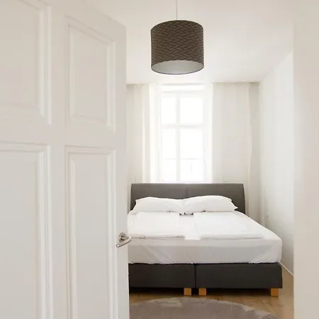 Minimalistic Studio Near Naschmarkt Vienna Exterior photo